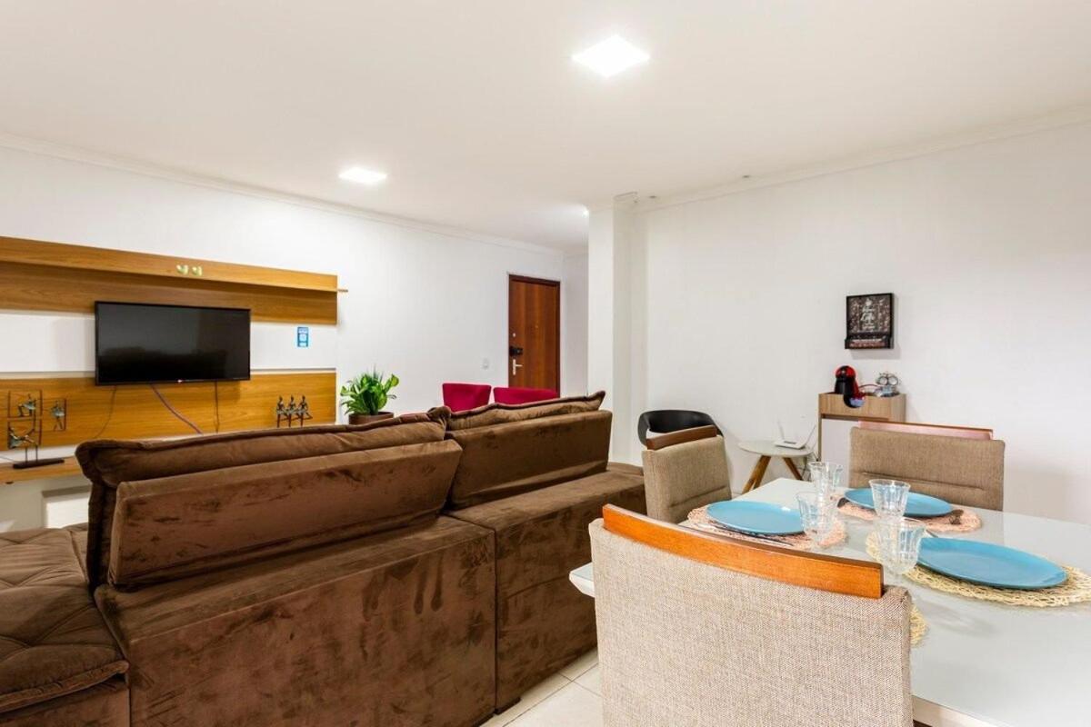 Ap 85M2 , 2Qts Com Suite , Estacionamento, Cozinha Completa , Wi-Fi 500Mb , Jr Catito Brasília Extérieur photo